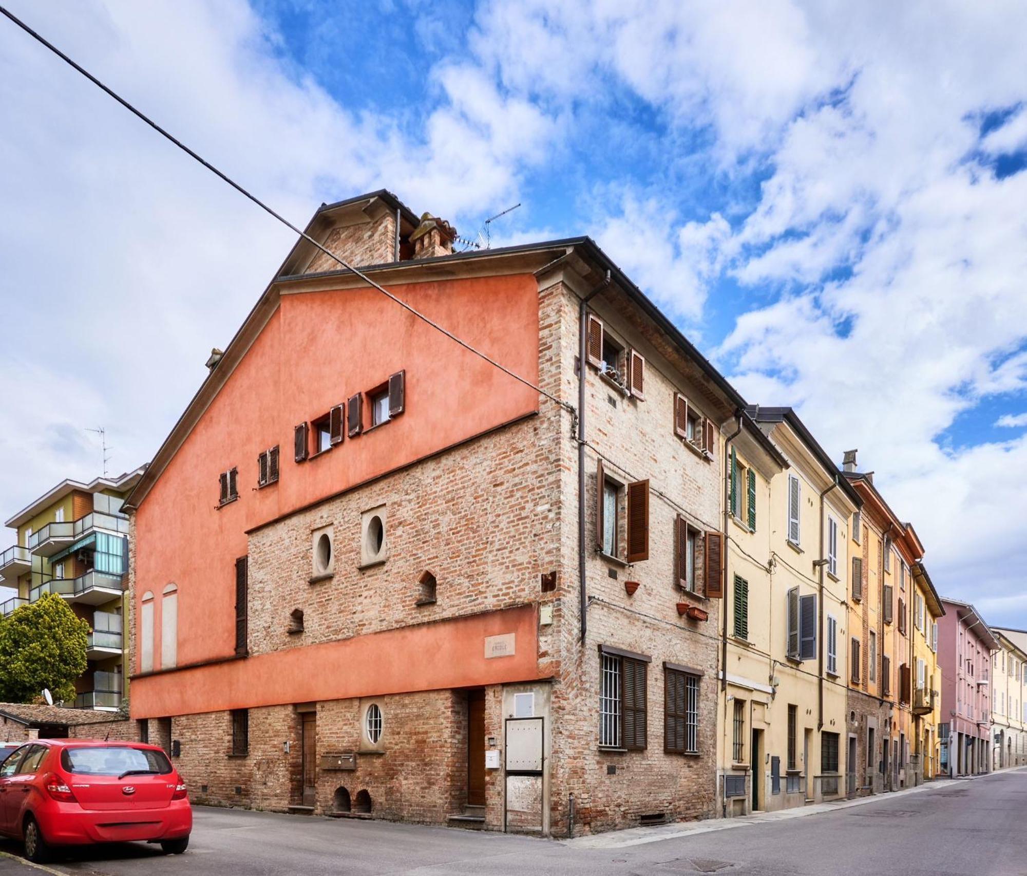 Il Lusso Della Semplicita Daire Piacenza Dış mekan fotoğraf